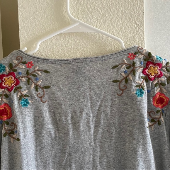 Johnny Was Tuscany 3/4 Sleeve Trapeze Tee - Picture 14 of 16